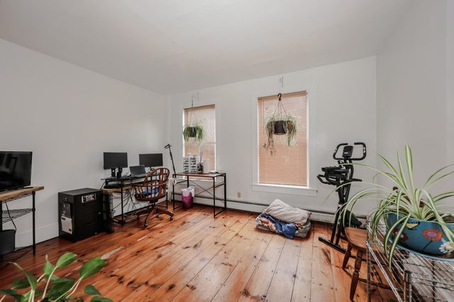 14 Chestnut Street, Pittsfield, NH 03263