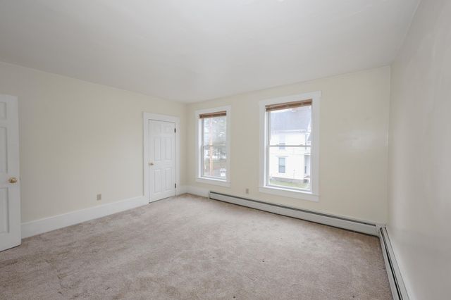 14 Chestnut Street, Pittsfield, NH 03263