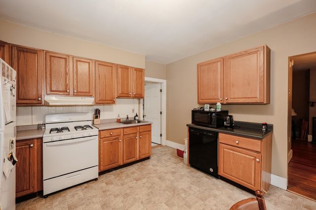 14 Chestnut Street, Pittsfield, NH 03263