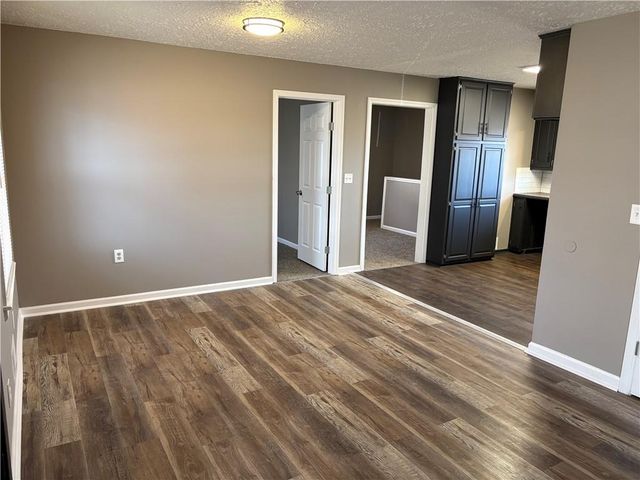 10201 Belmont Avenue, Kansas City, MO 64134