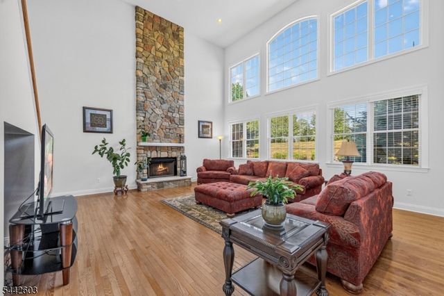 26 High Ridge Ln, Frankford Twp., NJ 07822