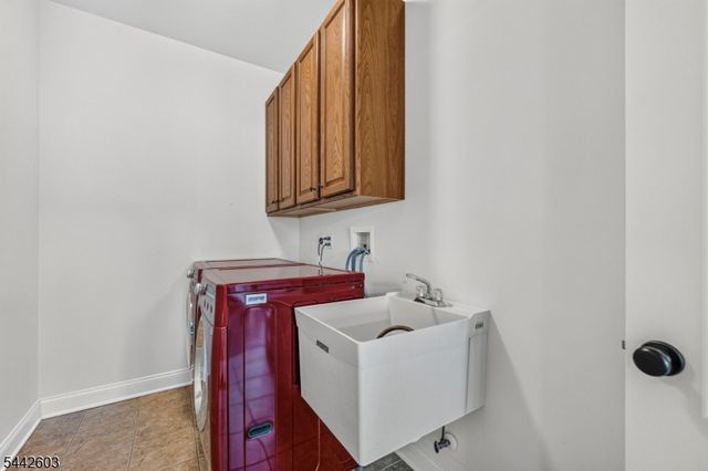 26 High Ridge Ln, Frankford Twp., NJ 07822
