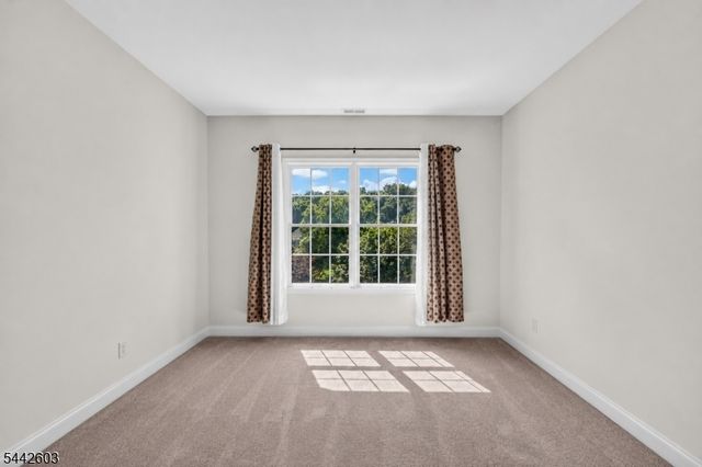 26 High Ridge Ln, Frankford Twp., NJ 07822