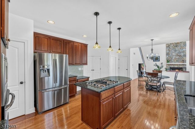26 High Ridge Ln, Frankford Twp., NJ 07822