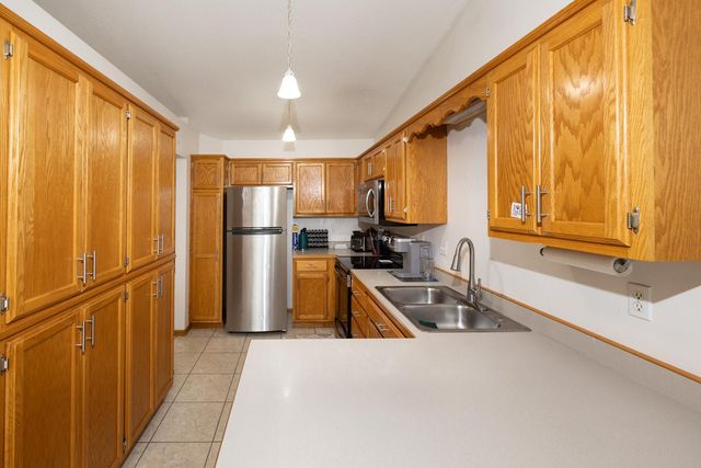 3015 Dakota Park Circle S, Fargo, ND 58104