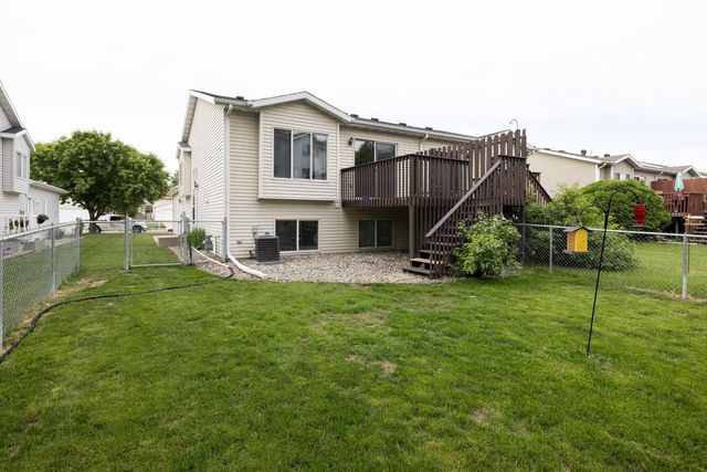 3015 Dakota Park Circle S, Fargo, ND 58104