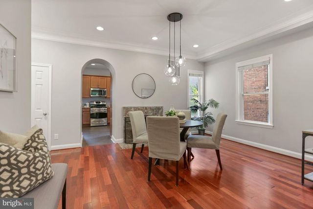 215 T ST NE, Washington, DC 20002