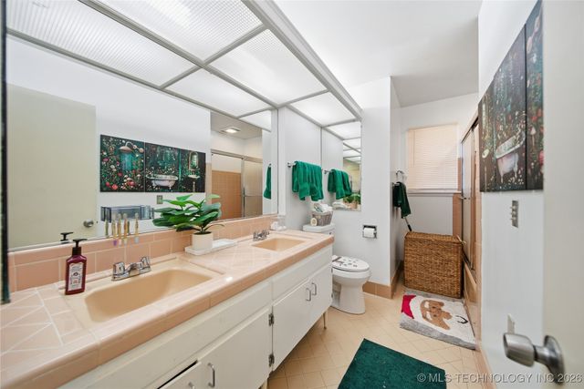 6011 E 57th Street, Tulsa, OK 74135