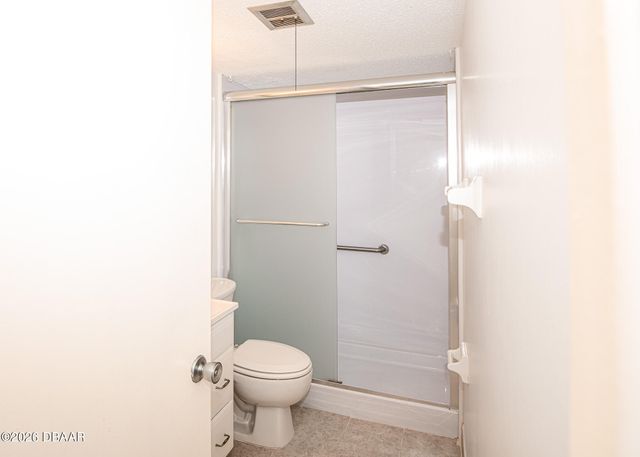 2901 N Halifax Ave Apt 111, Daytona Beach, FL 32118