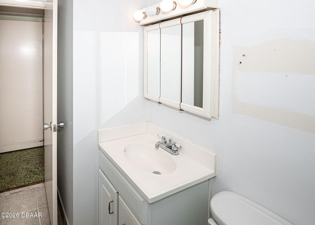 2901 N Halifax Ave Apt 111, Daytona Beach, FL 32118