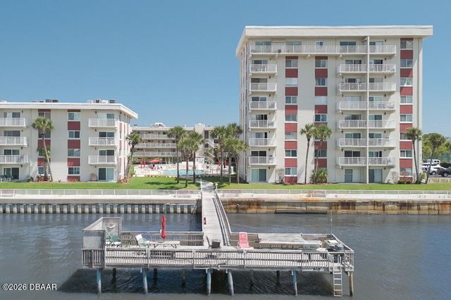 2901 N Halifax Ave Apt 111, Daytona Beach, FL 32118