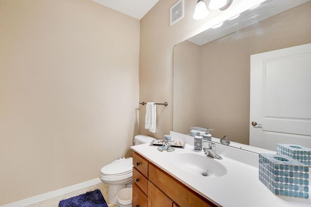 1070 Grandview Court NE 300, Columbia Heights, MN 55421