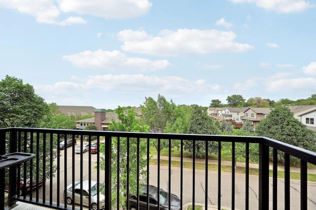 1070 Grandview Court NE 300, Columbia Heights, MN 55421
