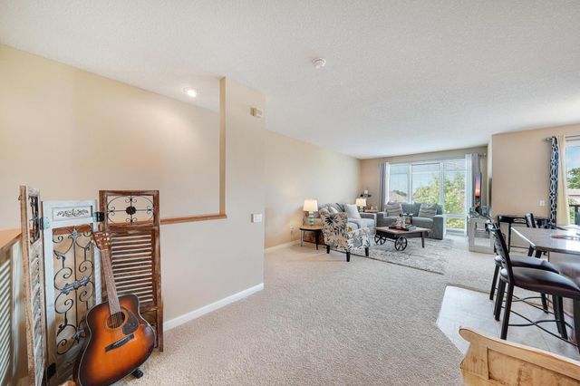 1070 Grandview Court NE 300, Columbia Heights, MN 55421