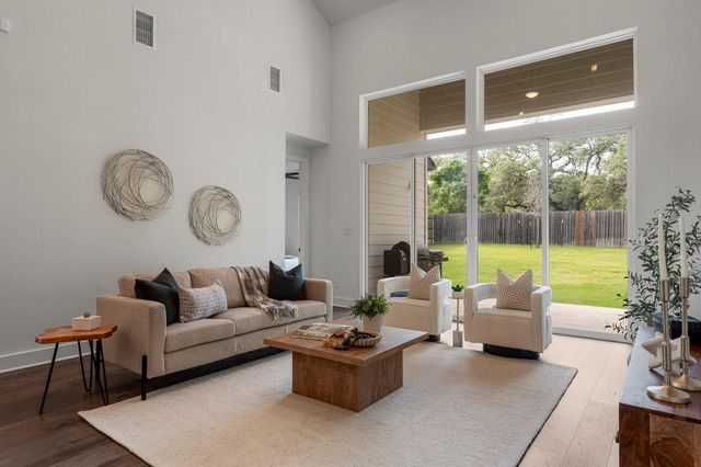 305 Comfort Maple LN, Dripping Springs, TX 78620