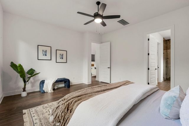 305 Comfort Maple LN, Dripping Springs, TX 78620