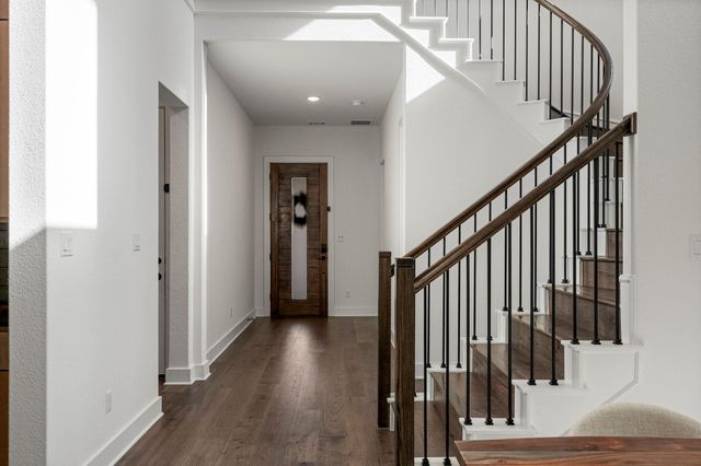 305 Comfort Maple LN, Dripping Springs, TX 78620