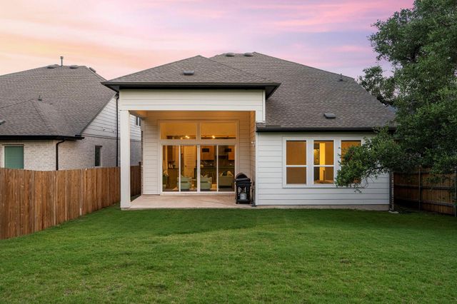 305 Comfort Maple LN, Dripping Springs, TX 78620