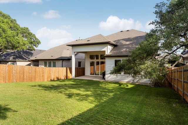 305 Comfort Maple LN, Dripping Springs, TX 78620