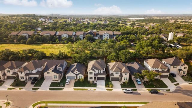 305 Comfort Maple LN, Dripping Springs, TX 78620
