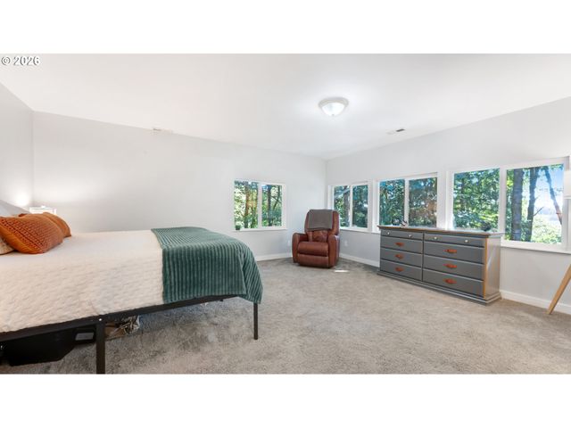 19636 S RIDGE Rd, Oregon City, OR 97045