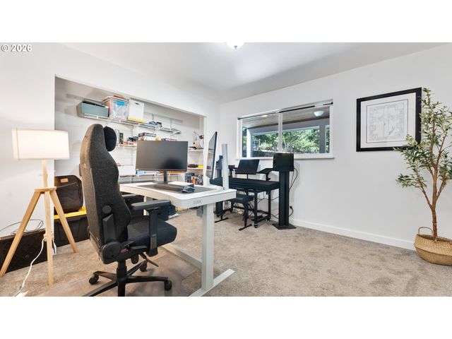 19636 S RIDGE Rd, Oregon City, OR 97045