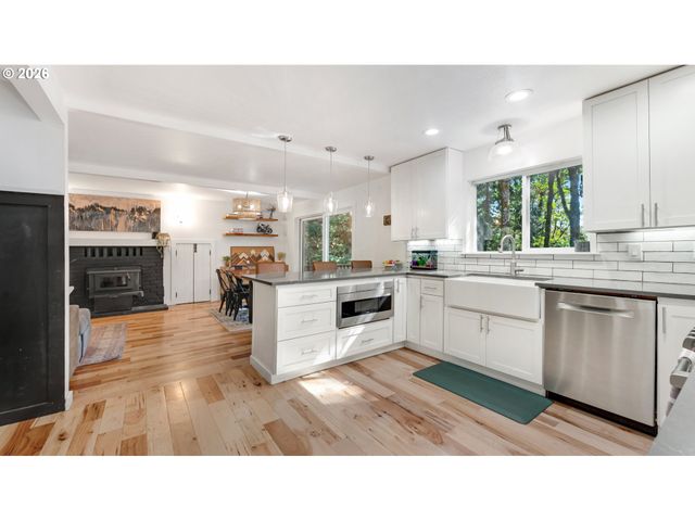 19636 S RIDGE Rd, Oregon City, OR 97045