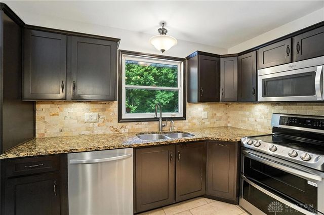 4109 Derr Road, Springfield, OH 45503