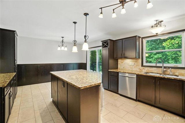 4109 Derr Road, Springfield, OH 45503