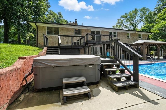 4109 Derr Road, Springfield, OH 45503