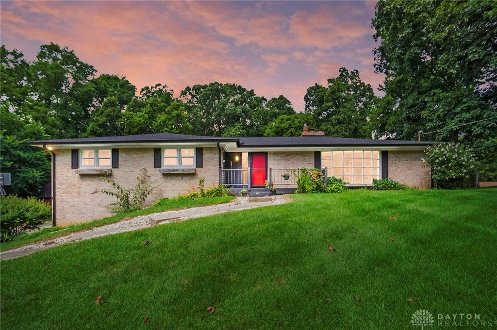 4109 Derr Road, Springfield, OH 45503