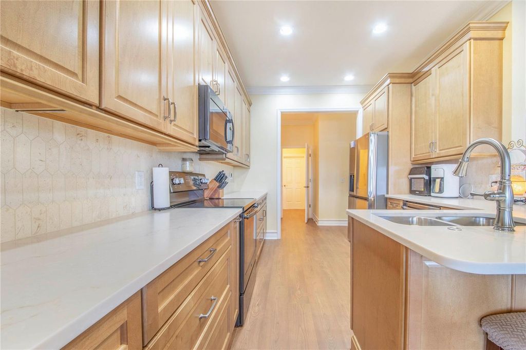 Image 23 of property listing at 4081 DUNMORE DRIVE, Lake Wales, FL 33859