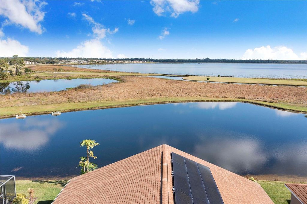 Image 5 of property listing at 4081 DUNMORE DRIVE, Lake Wales, FL 33859