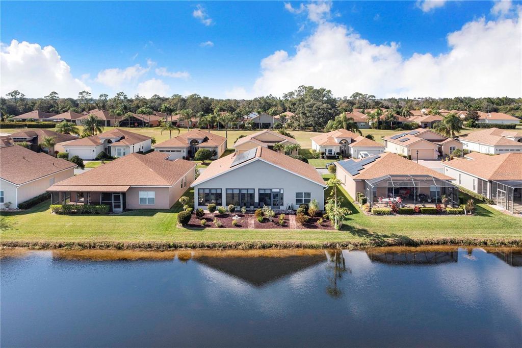 Image 9 of property listing at 4081 DUNMORE DRIVE, Lake Wales, FL 33859