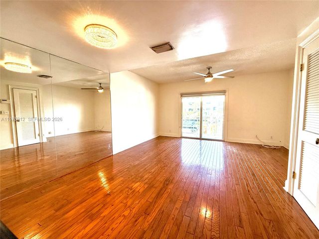 2533 NE 15th St, Pompano Beach, FL 33062