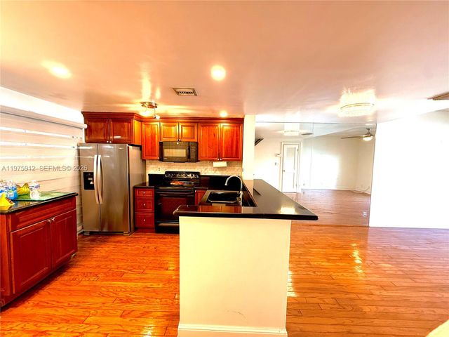 2533 NE 15th St, Pompano Beach, FL 33062