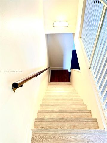 2533 NE 15th St, Pompano Beach, FL 33062