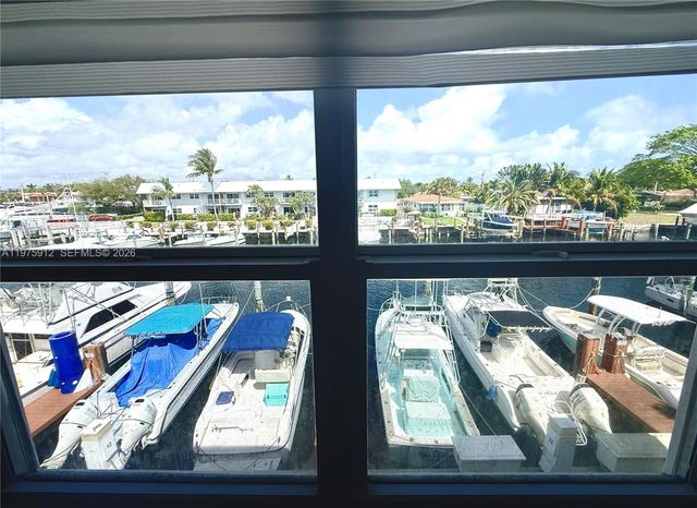 2533 NE 15th St, Pompano Beach, FL 33062