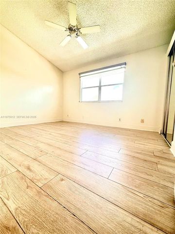 2533 NE 15th St, Pompano Beach, FL 33062