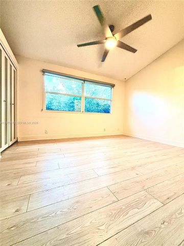 2533 NE 15th St, Pompano Beach, FL 33062