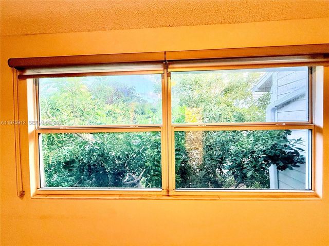 2533 NE 15th St, Pompano Beach, FL 33062