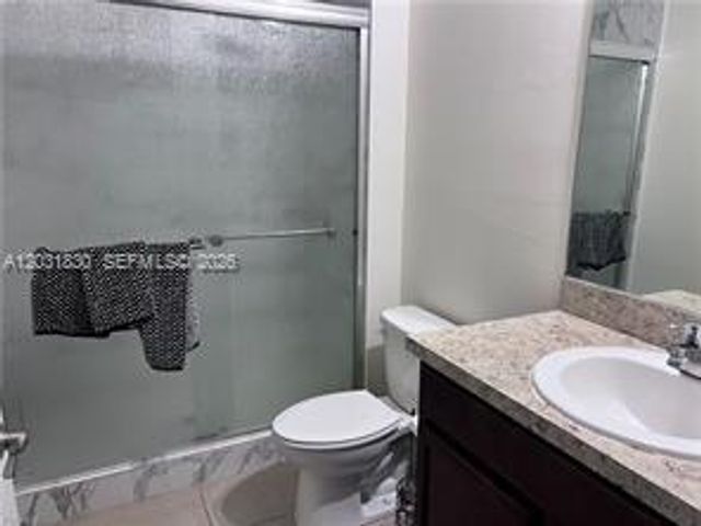 3815 SW 11th Pl, Cape Coral, FL 33914
