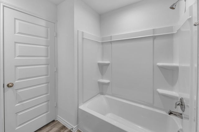 520 Hunter Grove Lane, China, TX 77613