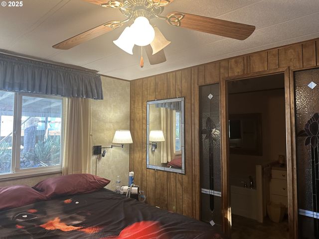 98825 PLEASANT HILL Dr 15, Brookings, OR 97415