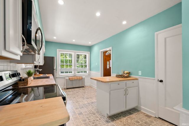 2707 N Clinton Street, Fort Wayne, IN 46805