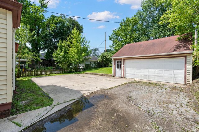 2707 N Clinton Street, Fort Wayne, IN 46805