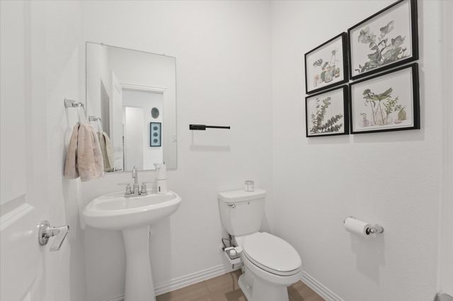 2026 Hollowcreek Trail, Lewisville, TX 75010