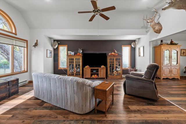 15344 Norrish Road, Morrison, IL 61270