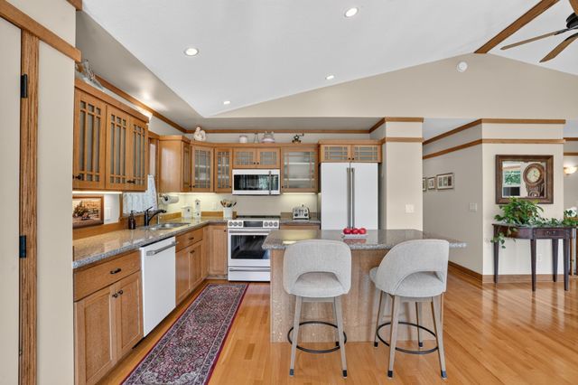4015 Oakland Street, Saint Bonifacius, MN 55375