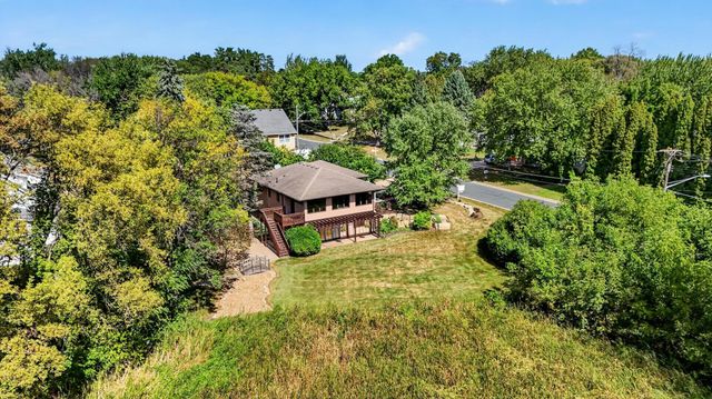 4015 Oakland Street, Saint Bonifacius, MN 55375